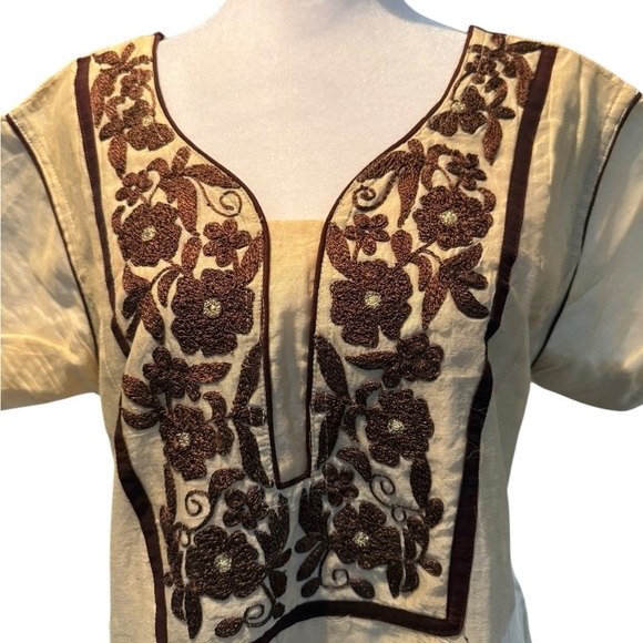 Women’s Indian embroidered lined short sleeve dress Size XXL - Picture 2 of 11